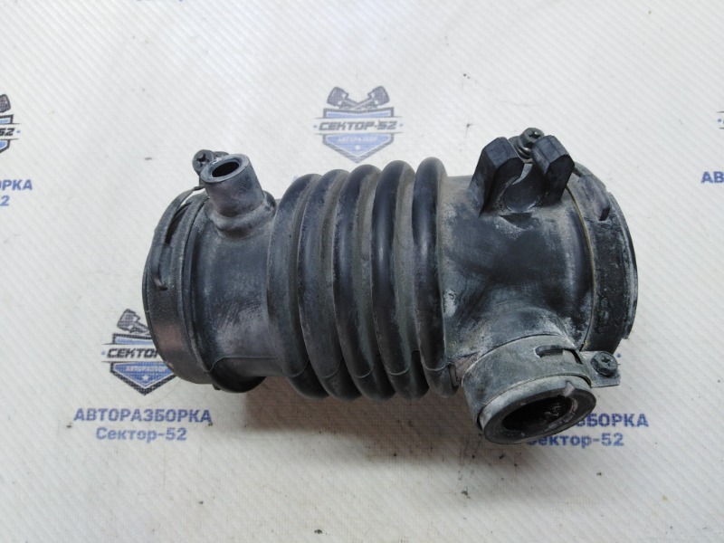 Патрубок воздушного фильтра Mazda Mazda3 2010 BL LF-VDS LFBL13221A контрактная