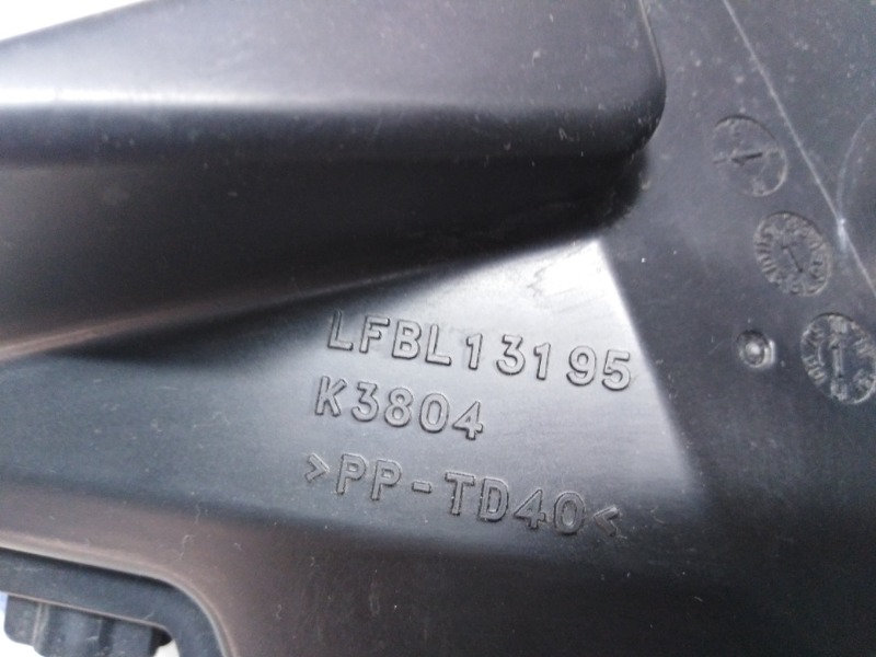 Резонатор воздушного фильтра Mazda3 2010 BL LF-VDS