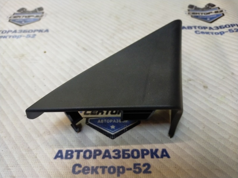 Накладка на зеркало внутренняя передняя правая Subaru Outback 2012 BR9 EJ253 94251AJ000 контрактная
