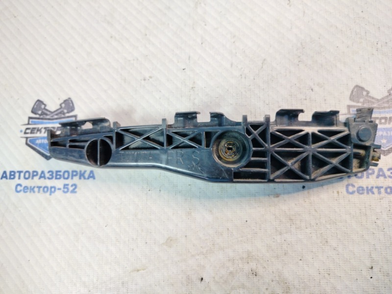 Кронштейн бампера задний правый Toyota RAV4 2010 ZSA30 3ZR-FAE 5215542011 контрактная