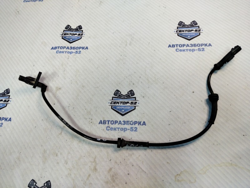 Датчик ABS задний правый Renault Sandero Stepway 2011 BS03 K7M 800 8200752604 контрактная