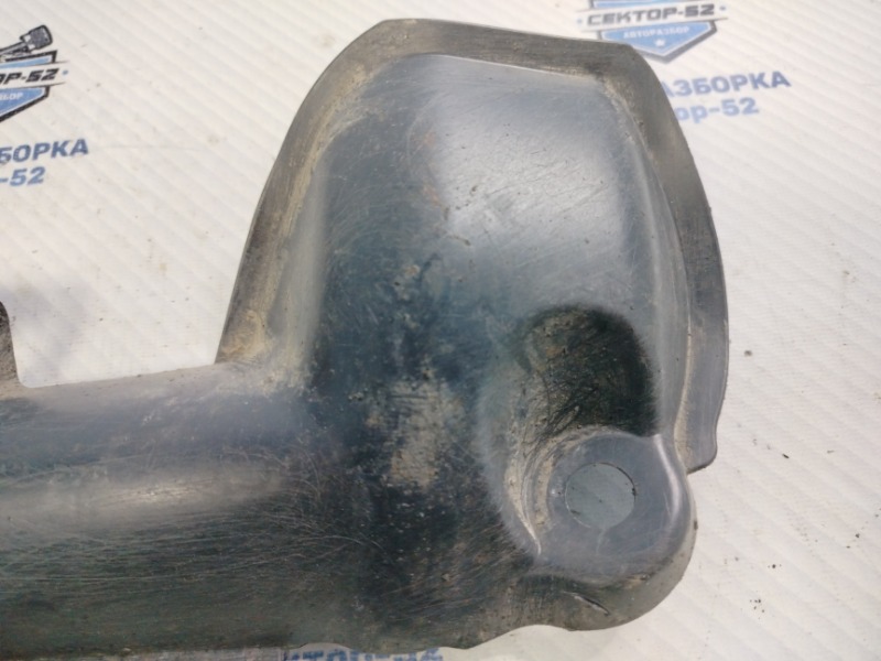 Защита кузова задняя правая Sandero 2011 BS K4M 696 Защита кузова задняя правая Sandero 2011 BS K4M 696