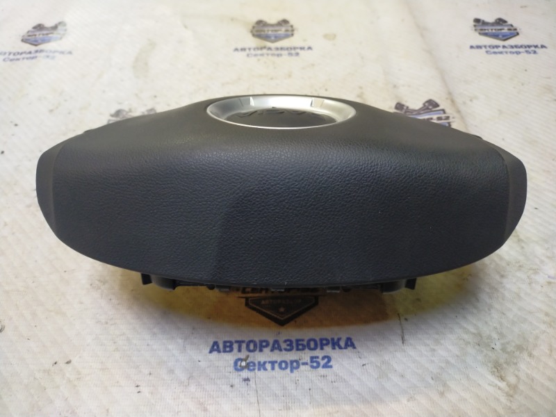 Подушка безопасности в руль Sandero 2011 BS K4M 696