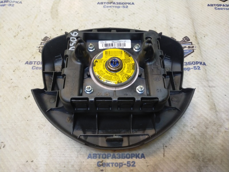 Подушка безопасности в руль Sandero 2011 BS K4M 696