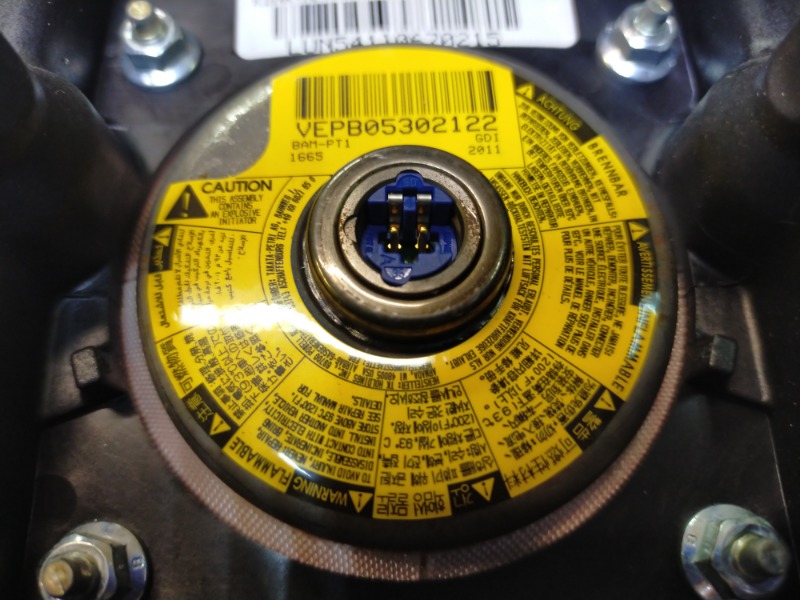 Подушка безопасности в руль Sandero 2011 BS K4M 696