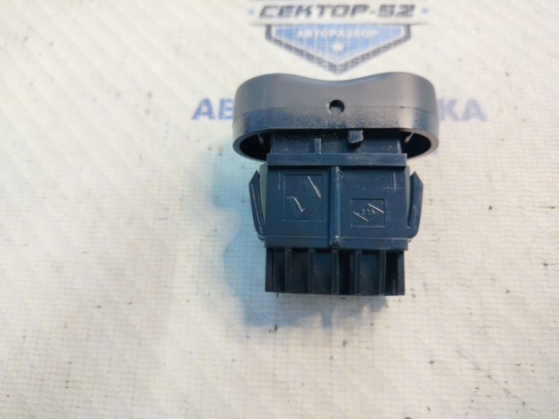 Кнопка центрального замка Sandero 2010 BS K7J 714