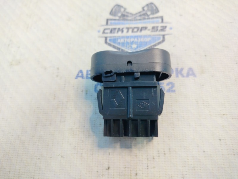 Кнопка обогрева стекла задняя Sandero 2011 BS K4M 696