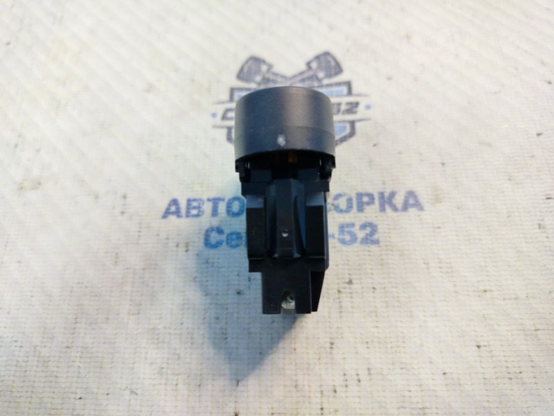 Кнопка обогрева стекла задняя Sandero 2011 BS K4M 696