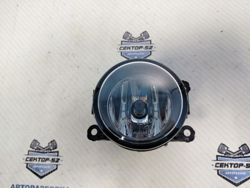 Фара противотуманная передняя Renault Sandero Stepway 2011 BS K7M 818 8200074008 контрактная