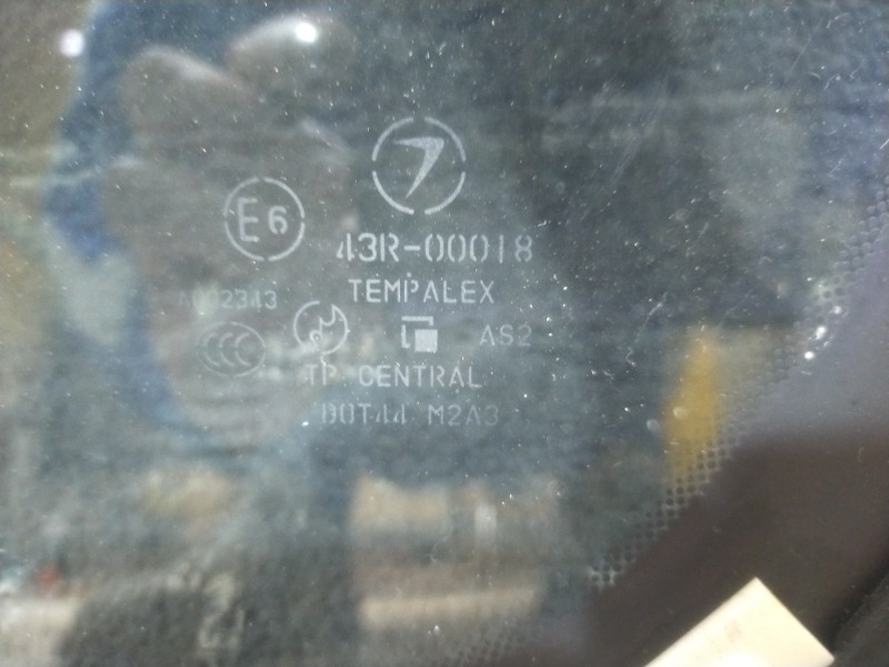 Стекло кузовное заднее правое Forester 2007 S11 EJ204
