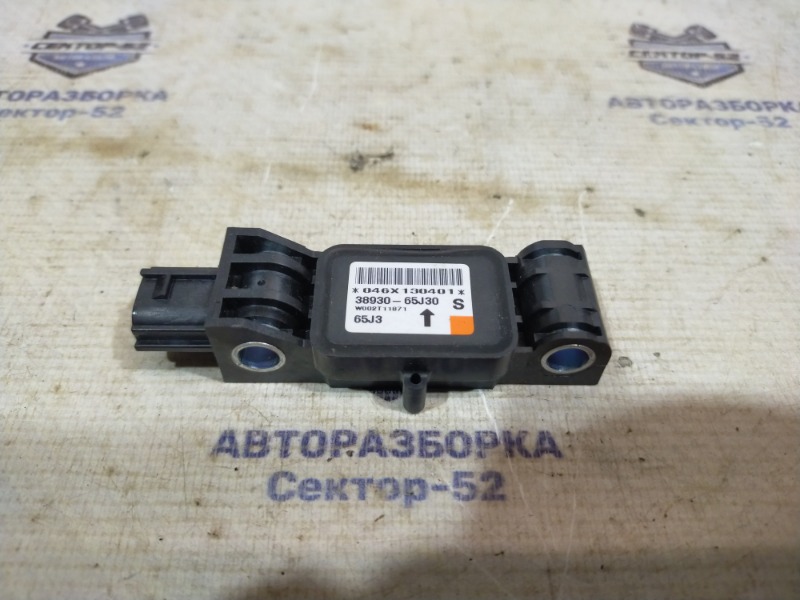 Датчик airbag Suzuki Grand Vitara 2007 TD54 J20A 3893065J30 контрактная
