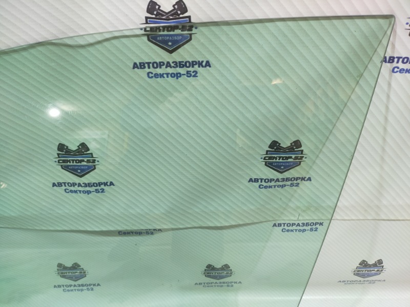 Стекло двери переднее левое Volkswagen Tiguan 5N1 BWK Стекло двери переднее левое Volkswagen Tiguan 5N1 BWK