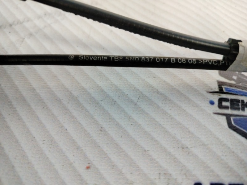 Трос замка двери задний Tiguan 2009 5N1 BWK Трос замка двери задний Tiguan 2009 5N1 BWK