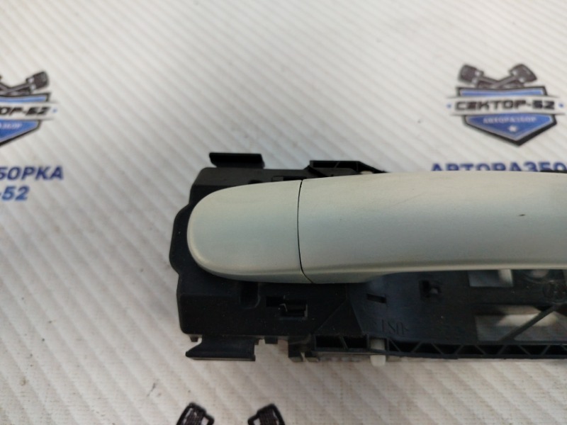 Ручка двери наружная передняя правая Tiguan 2009 5N1 BWK Ручка двери наружная передняя правая Tiguan 2009 5N1 BWK