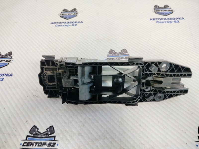 Ручка двери наружная передняя правая Tiguan 2009 5N1 BWK Ручка двери наружная передняя правая Tiguan 2009 5N1 BWK