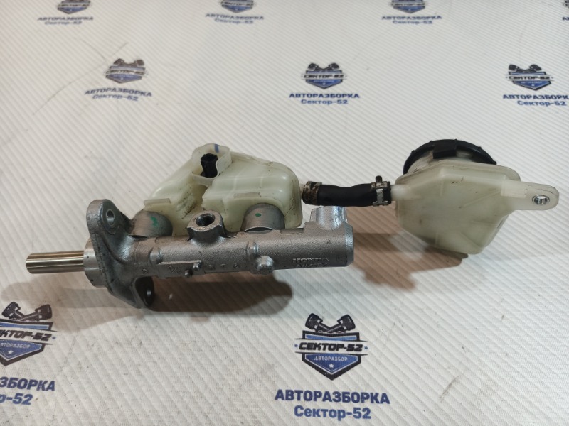 Цилиндр тормозной главный Honda Civic FK R18A2