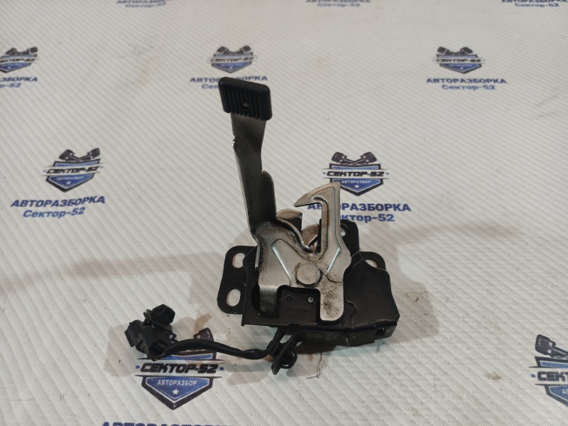 Замок капота Honda Civic 2008 FK R18A2 74120SMRE01 контрактная