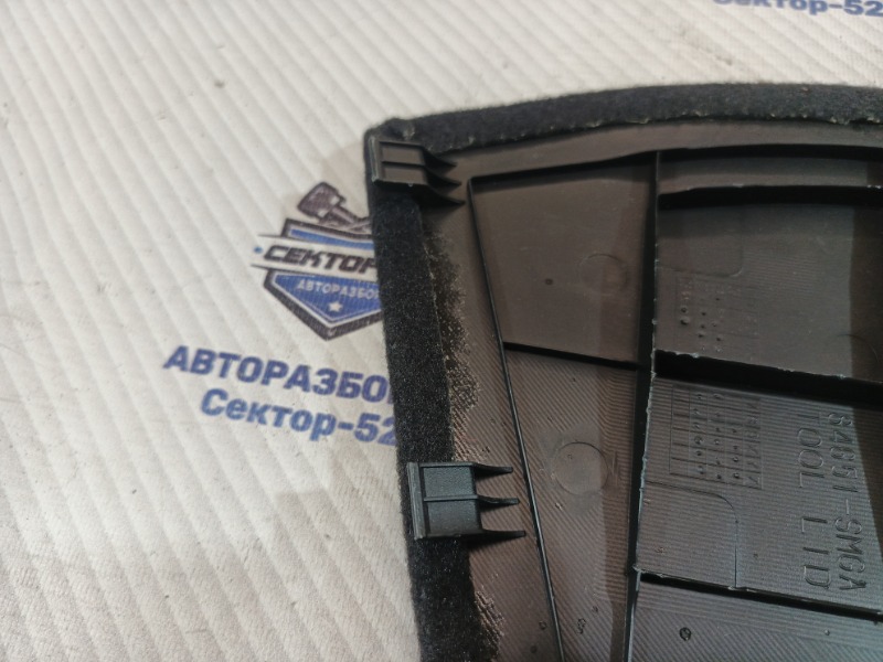 Обшивка багажника задняя правая Civic 2008 FK R18A2