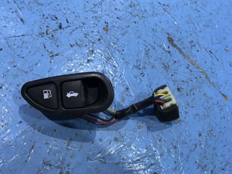 Hyundai sonata кнопки. 935553d010lk. 935553d010. Кнопка багажника Соната ТАГАЗ. 935553z000ry.