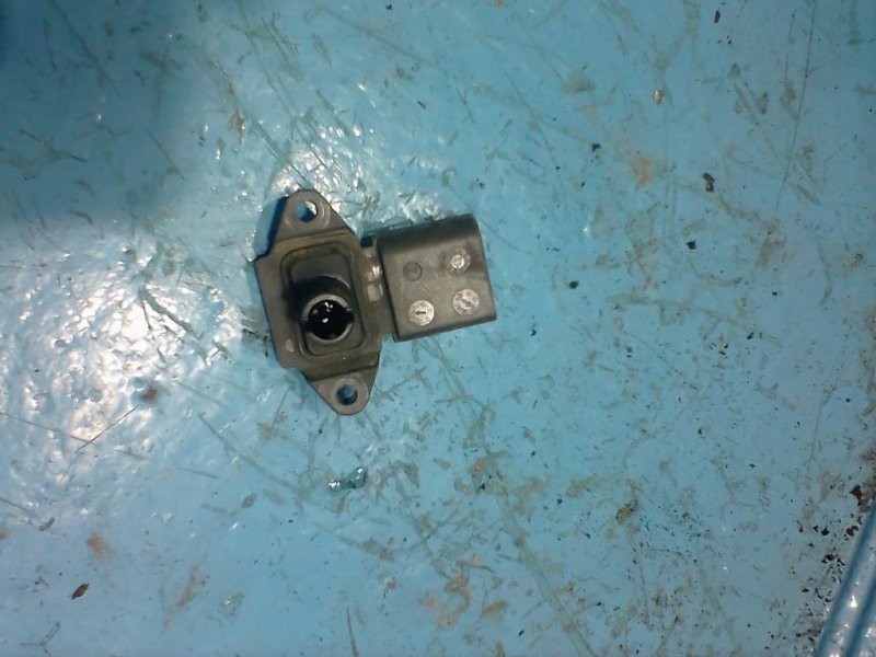 Запчасть датчик абсолютного давления Skoda Fabia 03D906051 Б/У Датчик абсолютного давления Skoda Fabia 03D906051 Б/У