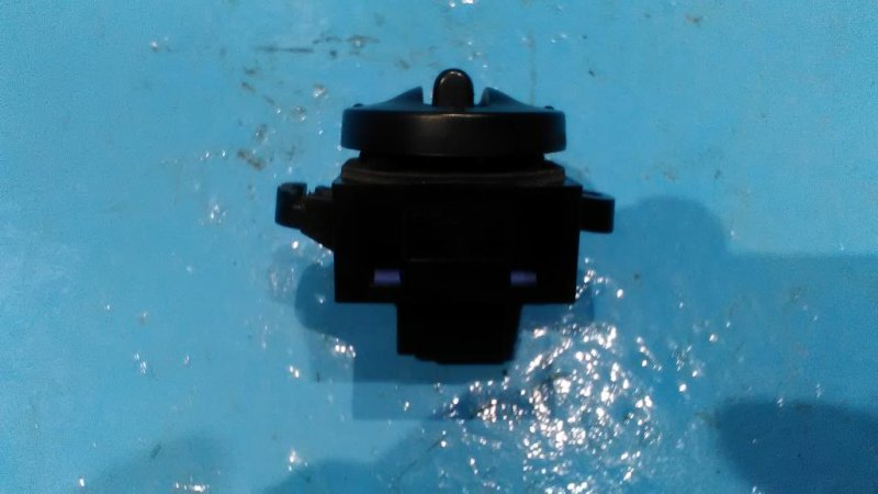 Блок регулировки зеркал Picanto G4HG Блок регулировки зеркал Picanto G4HG