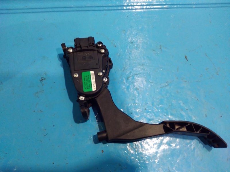 Педаль газа Fabia
