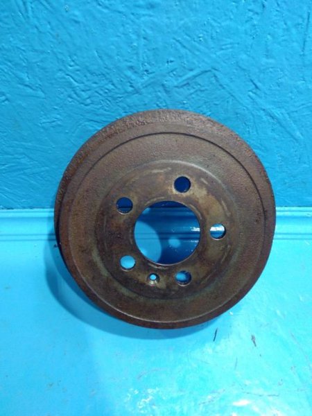 Запчасть барабан тормозной Skoda Fabia 6R0609617C Б/У Барабан тормозной Skoda Fabia 6R0609617C Б/У