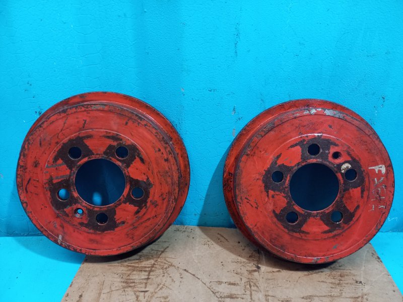 Запчасть барабан тормозной Skoda Fabia 88888888 Б/У Барабан тормозной Skoda Fabia 88888888 Б/У