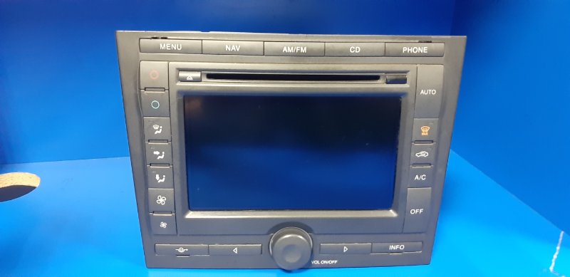 Магнитола Mondeo 3 (б/у) Магнитола Mondeo 3 (б/у)
