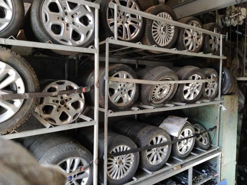 Диск литой R16