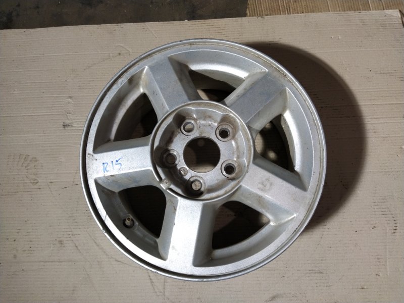 Диск литой r15 Ford (б/у) Диск литой r15 Ford (б/у)