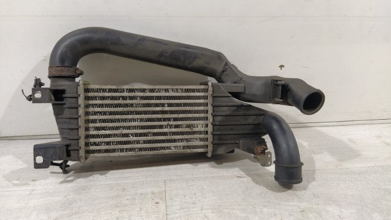 Интеркулер Opel Astra H / Family 2004-2015 13128926 контрактная