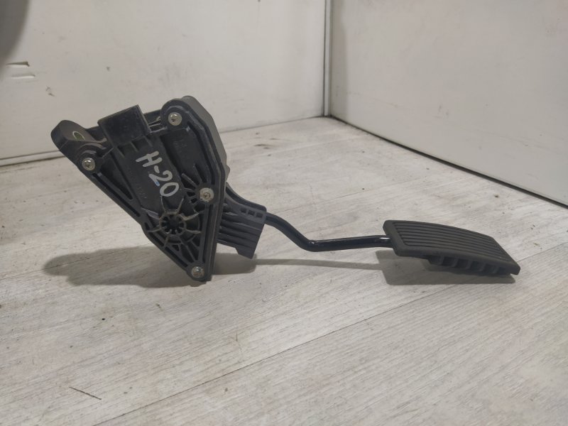 Педаль газа (электронная) Honda CR-V III (RE) 2006 - 2012