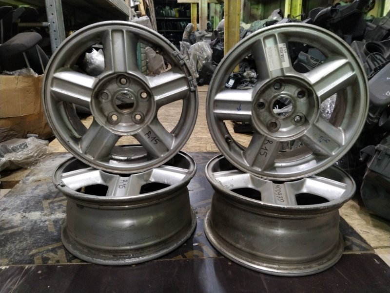 Диск литой r15 Ford (б/у) Диск литой r15 Ford (б/у)