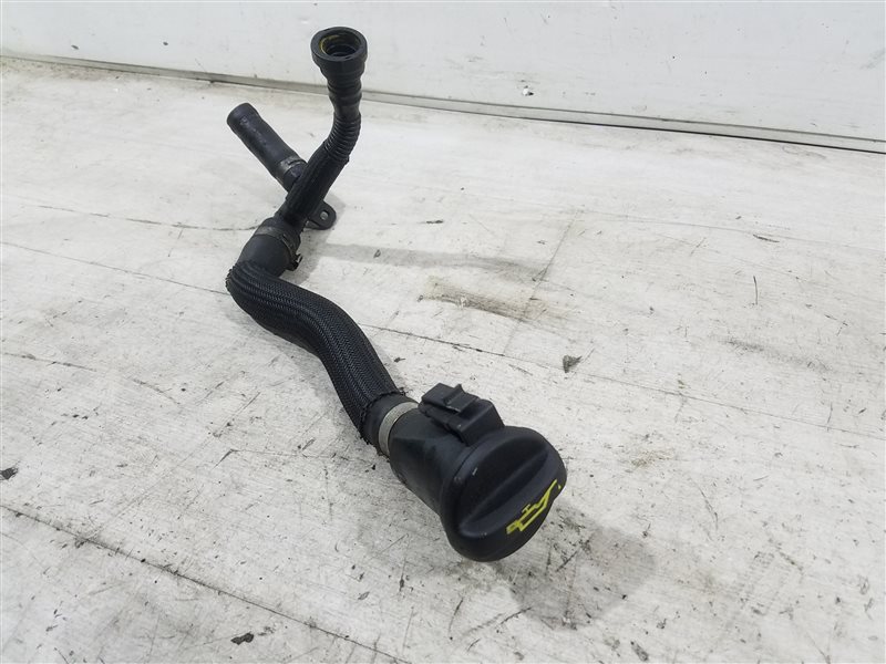 Маслозаливная горловина Mondeo 4 (07-14) 2012 Хэтчбек 2.0L Duratorq CR TC (140PS) Маслозаливная горловина Mondeo 4 (07-14) 2012 Хэтчбек 2.0L Duratorq CR TC (140PS)