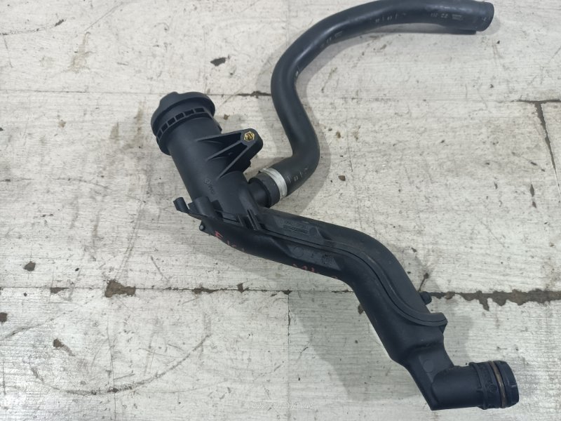 Маслозаливная горловина Mondeo 4 (07-14) 2009 Универсал 2.0L Duratorq /QXBA