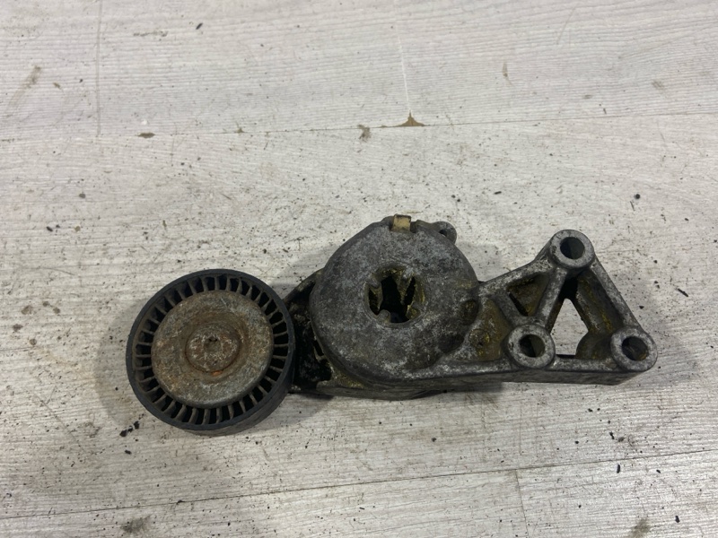 Натяжитель ремня Volkswagen Sharan (00-03) 2001 1.9 DIESEL 038 903 315 F контрактная