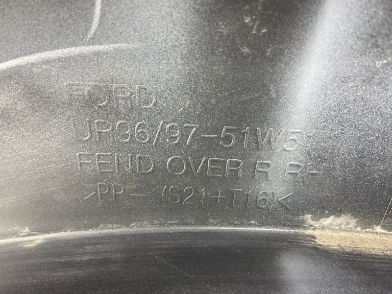 Накладка заднего крыла правая Ford Ranger (06-11) Пикап. 4 двери 2.5L 16V DOHC HPCR DI TC Diesel