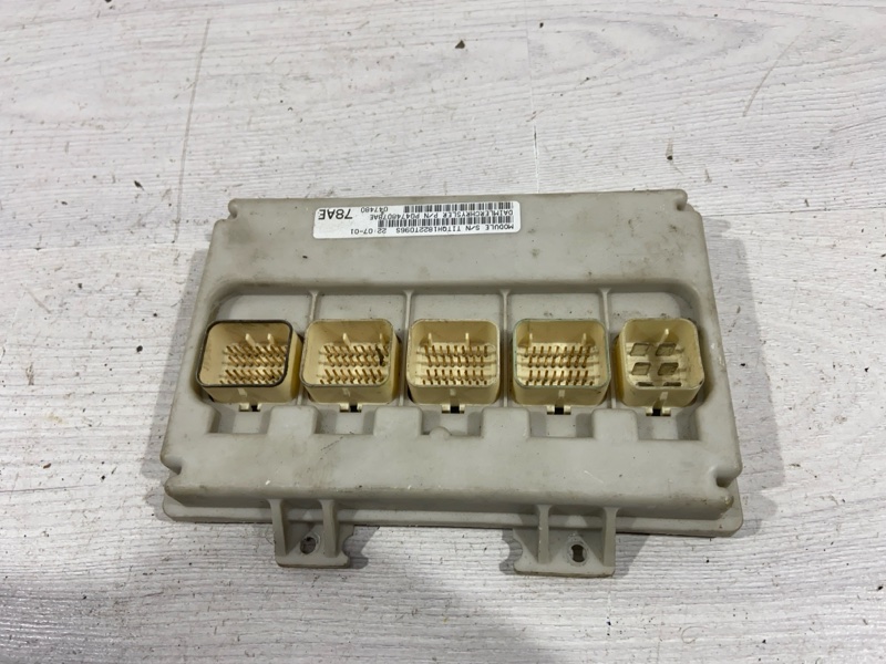 Блок комфорта Chrysler Pacifica 2004-2008 2006 P04748078AE контрактная