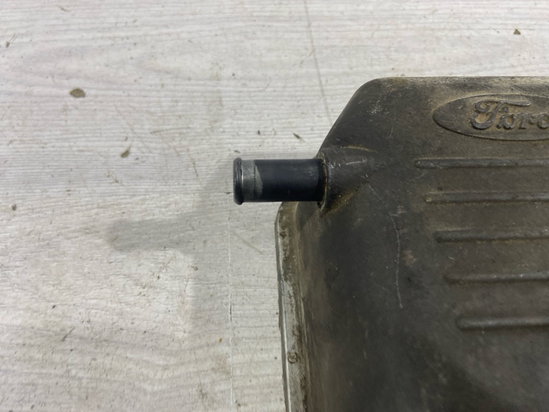 Клапанная крышка Ford FOCUS 1 USA (98-05) УНИВЕРСАЛ 2.0L (SOHC) SPLIT PORT