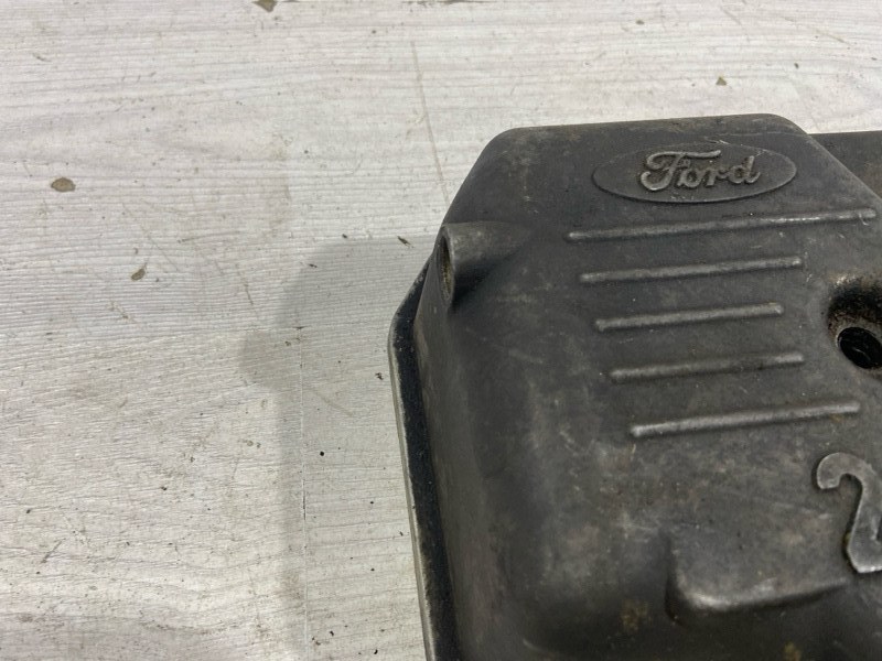 Клапанная крышка Ford FOCUS 1 USA (98-05) УНИВЕРСАЛ 2.0L (SOHC) SPLIT PORT