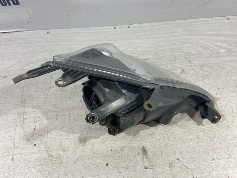 Фара левая Ford Fiesta (01-08) ХЭТЧБЭК 1.4L ZETEC