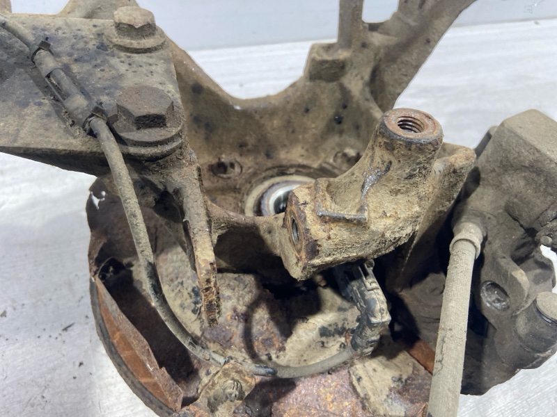 Кулак поворотный задний левый Ford Kuga 2 (12-19) SUV 1.5L EcoBoost 16V (180PS)