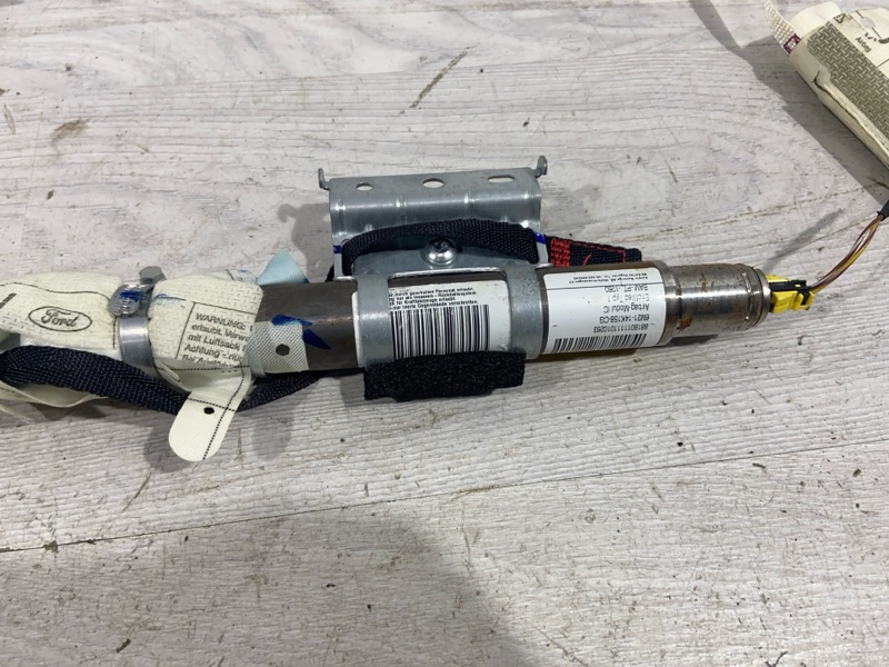 Подушка безопасности (шторка) левая S-MAX (06-15) 2011 SAV 2.0L Duratorq DOHC(150/163PS)-DW10C Подушка безопасности (шторка) левая S-MAX (06-15) 2011 SAV 2.0L Duratorq DOHC(150/163PS)-DW10C