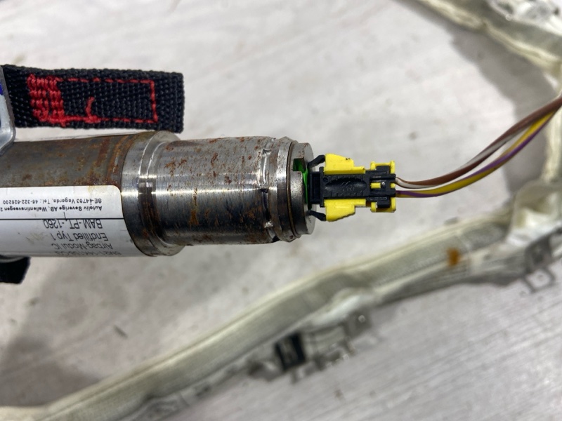 Подушка безопасности (шторка) левая Ford S-MAX (06-15) SAV 2.0L Duratorq DOHC(150/163PS)-DW10C Подушка безопасности (шторка) левая Ford S-MAX (06-15) SAV 2.0L Duratorq DOHC(150/163PS)-DW10C