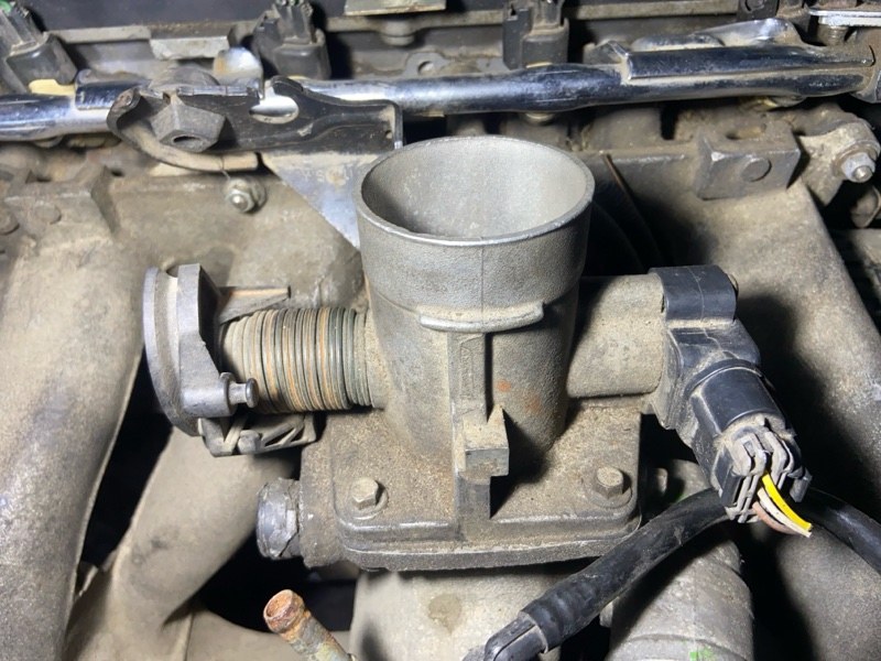 Дроссельная заслонка Ford Focus 1 (98-05) 2002 УНИВЕРСАЛ 2.0L ZETEC/EDDB 1477939 контрактная