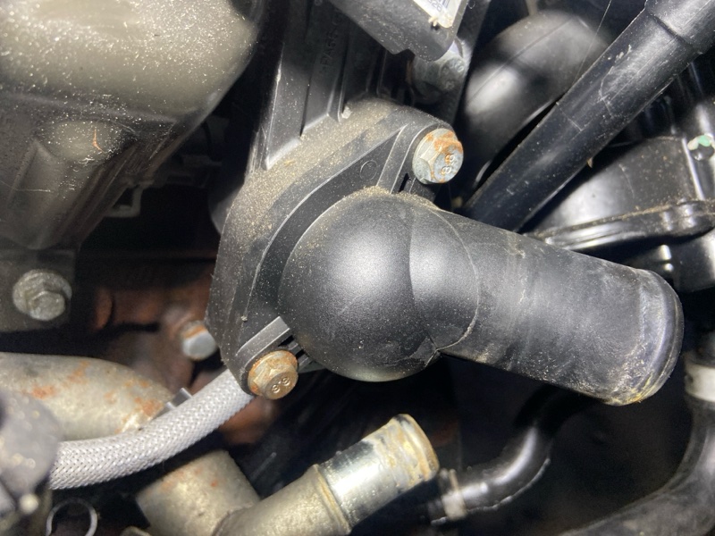 Корпус термостата Mondeo 4 (07-14) 2008 Cедан 1.8L Duratorq-TDCi (125PS) - Lynx Корпус термостата Mondeo 4 (07-14) 2008 Cедан 1.8L Duratorq-TDCi (125PS) - Lynx