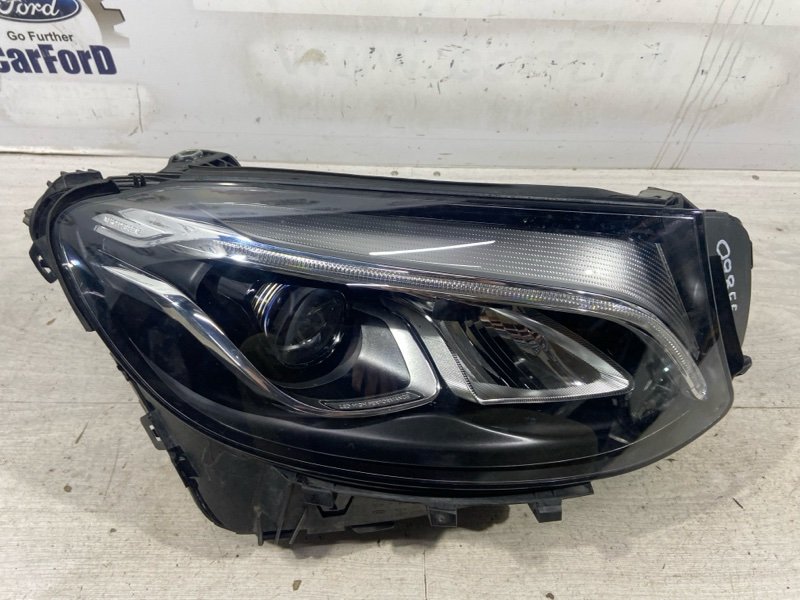 Запчасть фара правая Mercedes Benz GLC (2016—2019) 2018 SUV A253 906 51 02 Б/У Фара правая Mercedes Benz GLC (2016—2019) 2018 SUV A253 906 51 02 Б/У