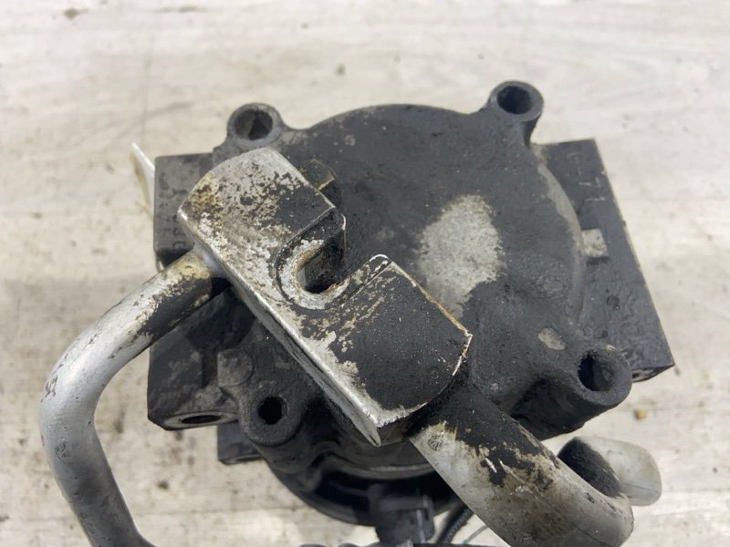 Компрессор кондиционера FOCUS 1 USA (98-05) 2002 СЕДАН 2.0L (DOHC) ZETEC