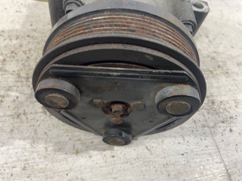 Компрессор кондиционера Mondeo 3 (00-07) 2006 ХЭТЧБЕК 2.0L DURATORQ/HJBC